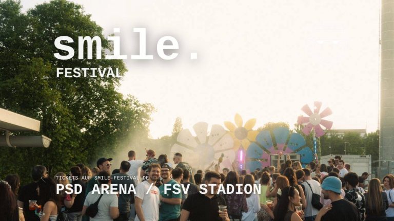 smile. Festival FSV Stadion Frankfurt PSD Arena mit Mitte der Gesellschaft Frankfurt